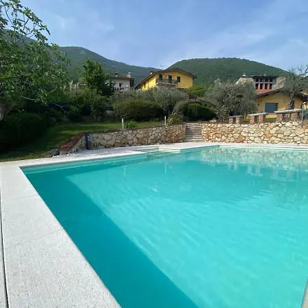 Tenuta Le Rondini Frühstückspension *